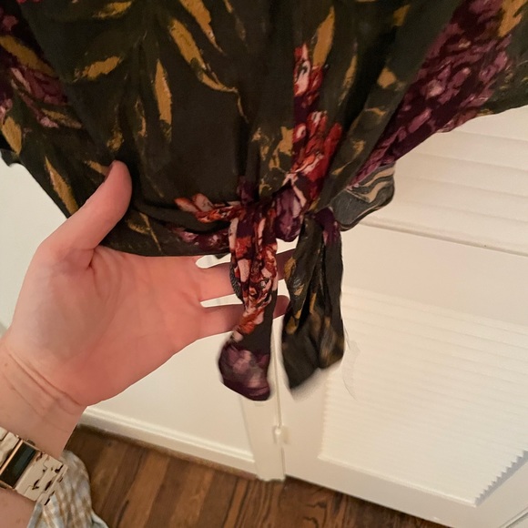 Off the shoulder fall top - Picture 3 of 4